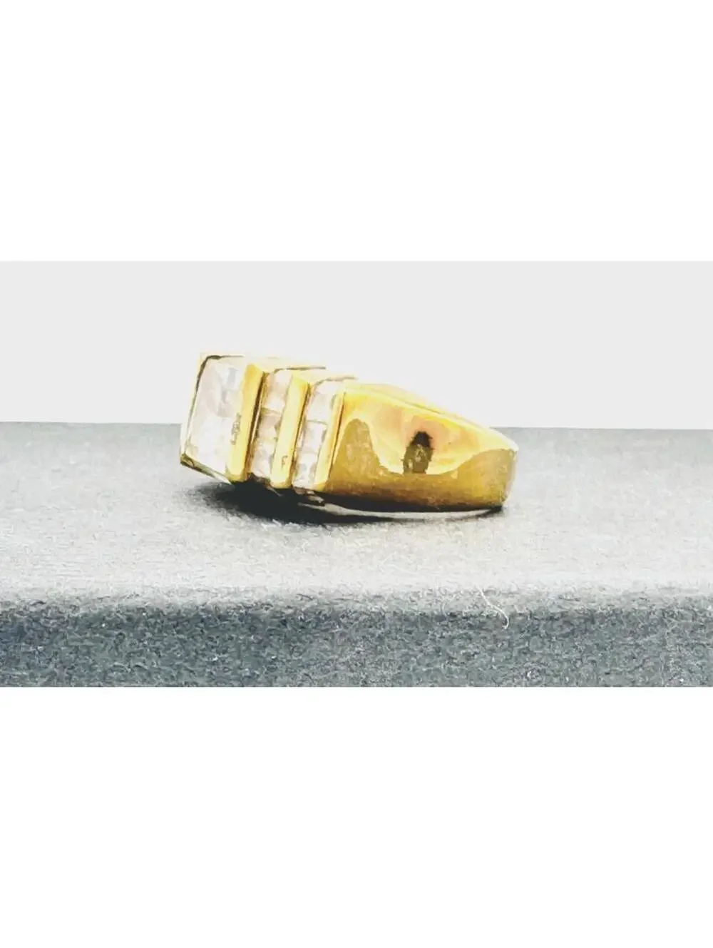 Men's gold clad sterling silver triangle crystal ring; size 5.75